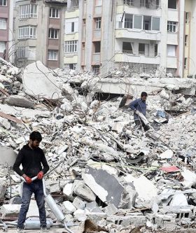 Yunanistan’da Deprem Alarmı