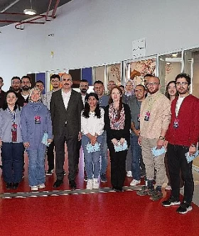 Başkan Altay, Konya Bilim Merkezi’nde Gençlerle Bir Araya Geldi